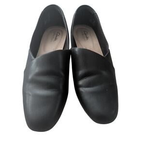 Clarks Women's Slip On Black Leather *Size 8*